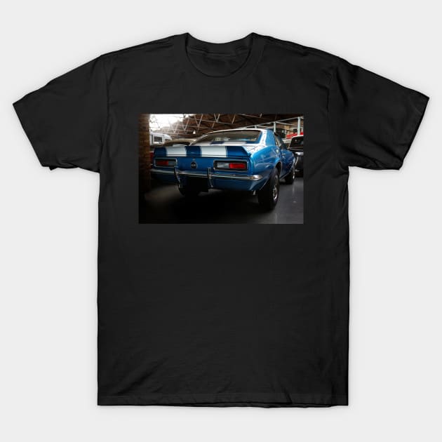 camaro ss, classic car T-Shirt by hottehue